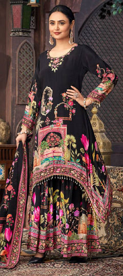 Black and Grey color Salwar Kameez in Faux Georgette fabric with Floral, Printed work