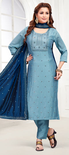 Green color Salwar Kameez in Chanderi Silk fabric with Resham, Sequence work
