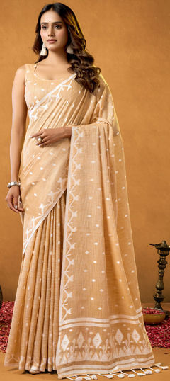 Beige and Brown color Saree in Cotton fabric with Printed work