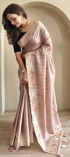 Pink and Majenta color Saree in Tussar Silk fabric with Floral, Printed work