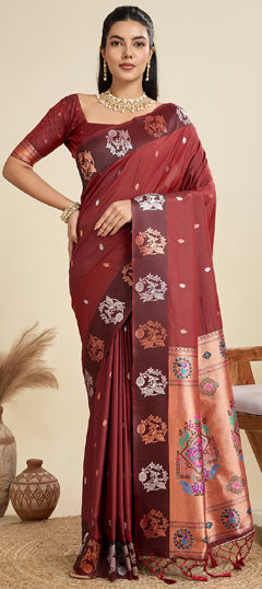 Red and Maroon color Saree in Kanjeevaram Silk fabric with Weaving work