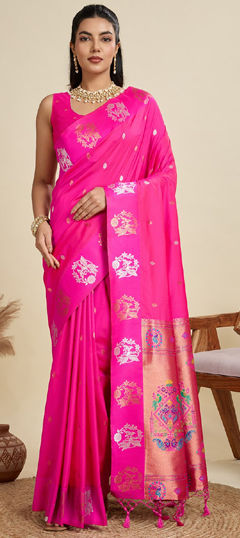 Pink and Majenta color Saree in Kanjeevaram Silk fabric with Weaving work