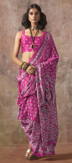 Pink and Majenta color Saree in Georgette fabric with Printed work