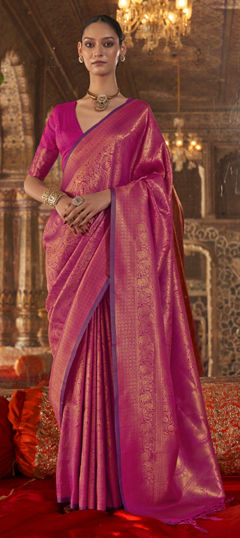 Pink and Majenta color Saree in Handloom fabric with Weaving work