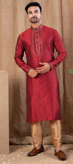 Red and Maroon color Kurta Pyjamas in Jacquard fabric with Thread, Weaving work