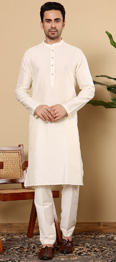 White and Off White color Kurta Pyjamas in Viscose fabric with Printed work