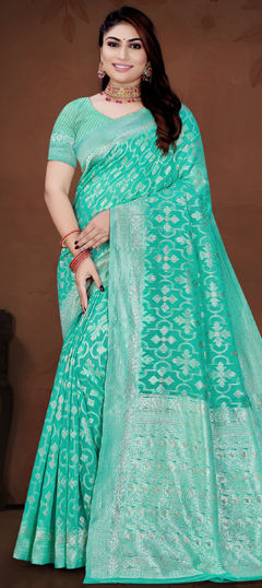Green color Saree in Cotton fabric with Weaving work