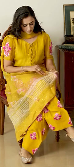 Yellow color Salwar Kameez in Cotton fabric with Embroidered, Sequence work