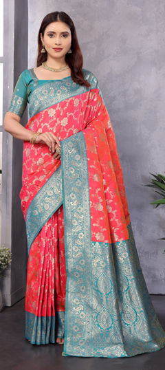 Pink and Majenta color Saree in Banarasi Silk fabric with Weaving work