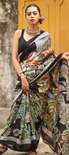 Multicolor color Saree in Linen fabric with Digital Print work