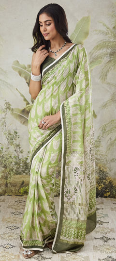 Green color Readymade Saree in Muslin fabric with Printed work
