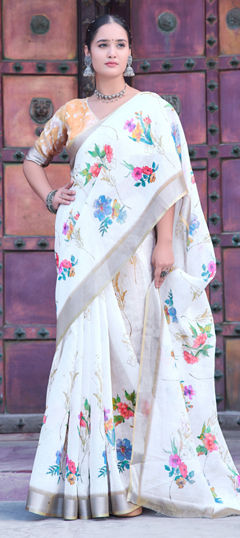 White and Off White color Saree in Cotton, Linen fabric with Digital Print, Floral work