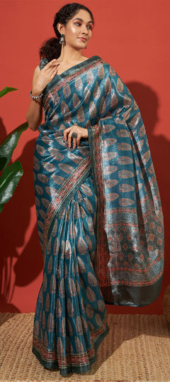 Green color Saree in Tissue fabric with Printed work