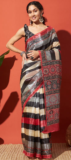 Multicolor color Saree in Tissue fabric with Printed work