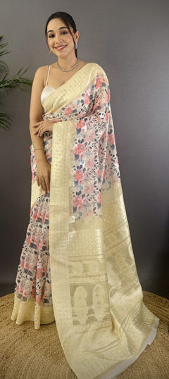 Multicolor color Saree in Art Silk fabric with Floral, Printed, Weaving work