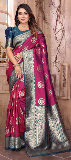 Pink and Majenta color Saree in Banarasi Silk fabric with Weaving work