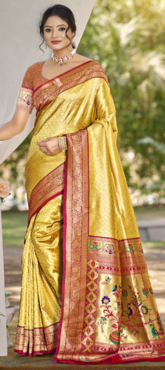 Gold color Saree in Kanjeevaram Silk fabric with Weaving work