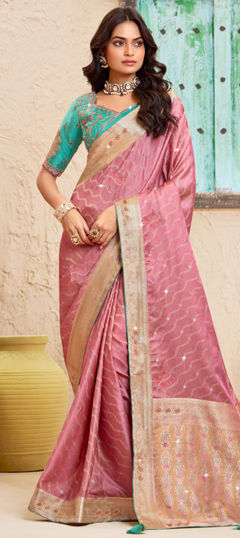 Pink and Majenta color Saree in Silk fabric with Weaving work