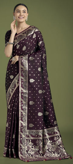 Purple and Violet color Saree in Banarasi Silk fabric with Weaving work