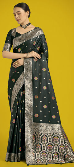 Green color Saree in Banarasi Silk fabric with Weaving work