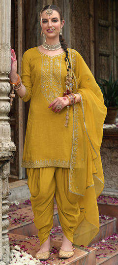 Yellow color Salwar Kameez in Viscose fabric with Embroidered, Sequence, Thread work