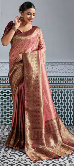 Pink and Majenta color Saree in Kanjeevaram Silk fabric with Weaving work