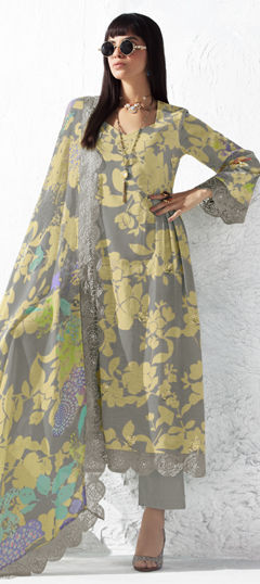 Multicolor color Salwar Kameez in Muslin fabric with Digital Print, Embroidered work