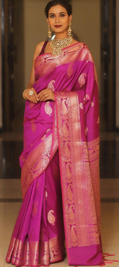 Pink and Majenta color Saree in Banarasi Silk fabric with Weaving work