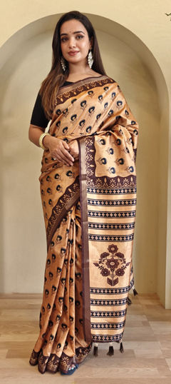Beige and Brown color Saree in Viscose fabric with Printed work