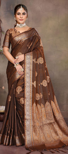 Silver color Saree in Banarasi Silk fabric with Weaving work