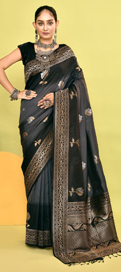 Black and Grey color Saree in Banarasi Silk fabric with Weaving work