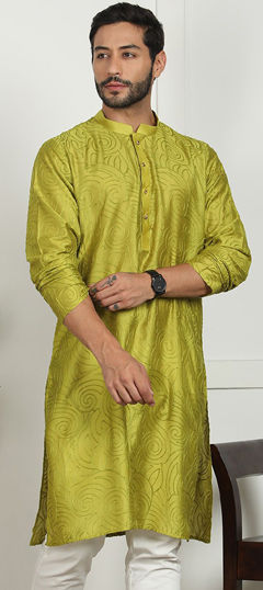 Green color Kurta in Rayon, Viscose fabric with Embroidered, Resham, Thread work