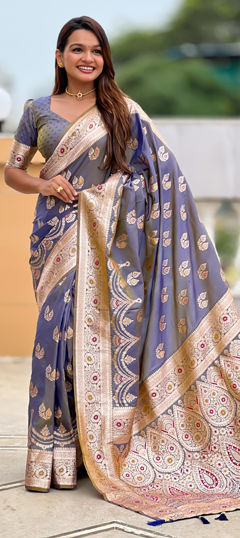 Purple and Violet color Saree in Banarasi Silk fabric with Weaving work