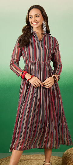 Multicolor color Dress in Chiffon fabric with Printed work
