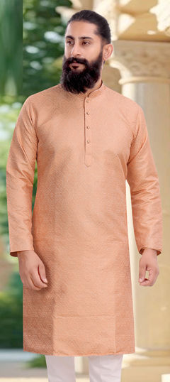 Pink and Majenta color Kurta in Jacquard fabric with Weaving work