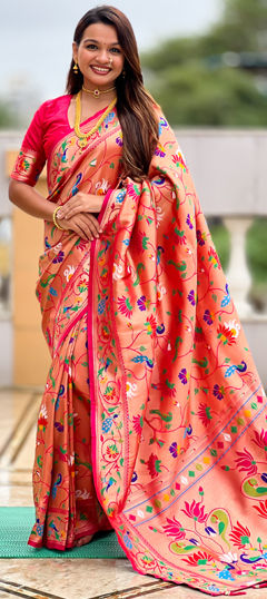 Pink and Majenta color Saree in Kanjeevaram Silk fabric with Weaving work