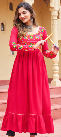 Pink and Majenta color Kurti in Rayon fabric with Embroidered, Mirror work