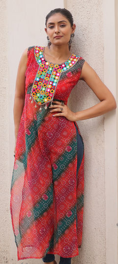 Multicolor color Kurti in Georgette fabric with Bandhej, Mirror work