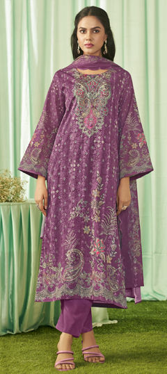 Pink and Majenta color Salwar Kameez in Cotton, Lawn fabric with Digital Print, Resham, Thread work