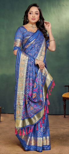 Blue color Saree in Handloom fabric with Printed, Weaving work
