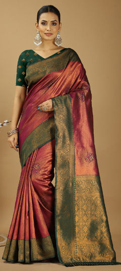 Green, Red and Maroon color Saree in Handloom fabric with Weaving work