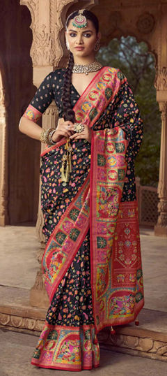 Black and Grey color Saree in Silk fabric with Weaving work