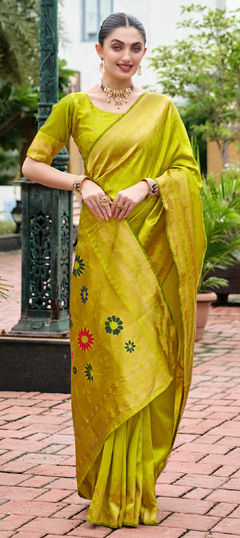 Green color Saree in Blended fabric with Weaving, Zari work