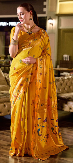 Gold, Yellow color Saree in Blended, Silk fabric with Weaving, Zari work