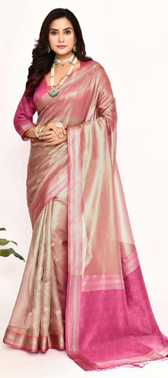Pink and Majenta color Saree in Silk fabric with Weaving work