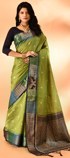 Green color Saree in Silk cotton fabric with Weaving work