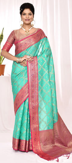 Green color Saree in Silk fabric with Weaving work