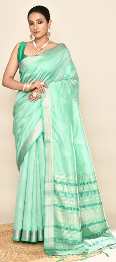 Green color Saree in Silk fabric with Weaving work