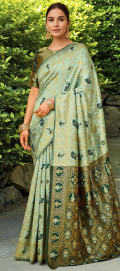 Green color Saree in Blended, Silk fabric with Weaving work