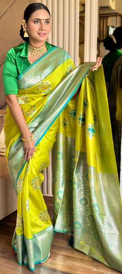 Green color Saree in Banarasi Silk fabric with Weaving work